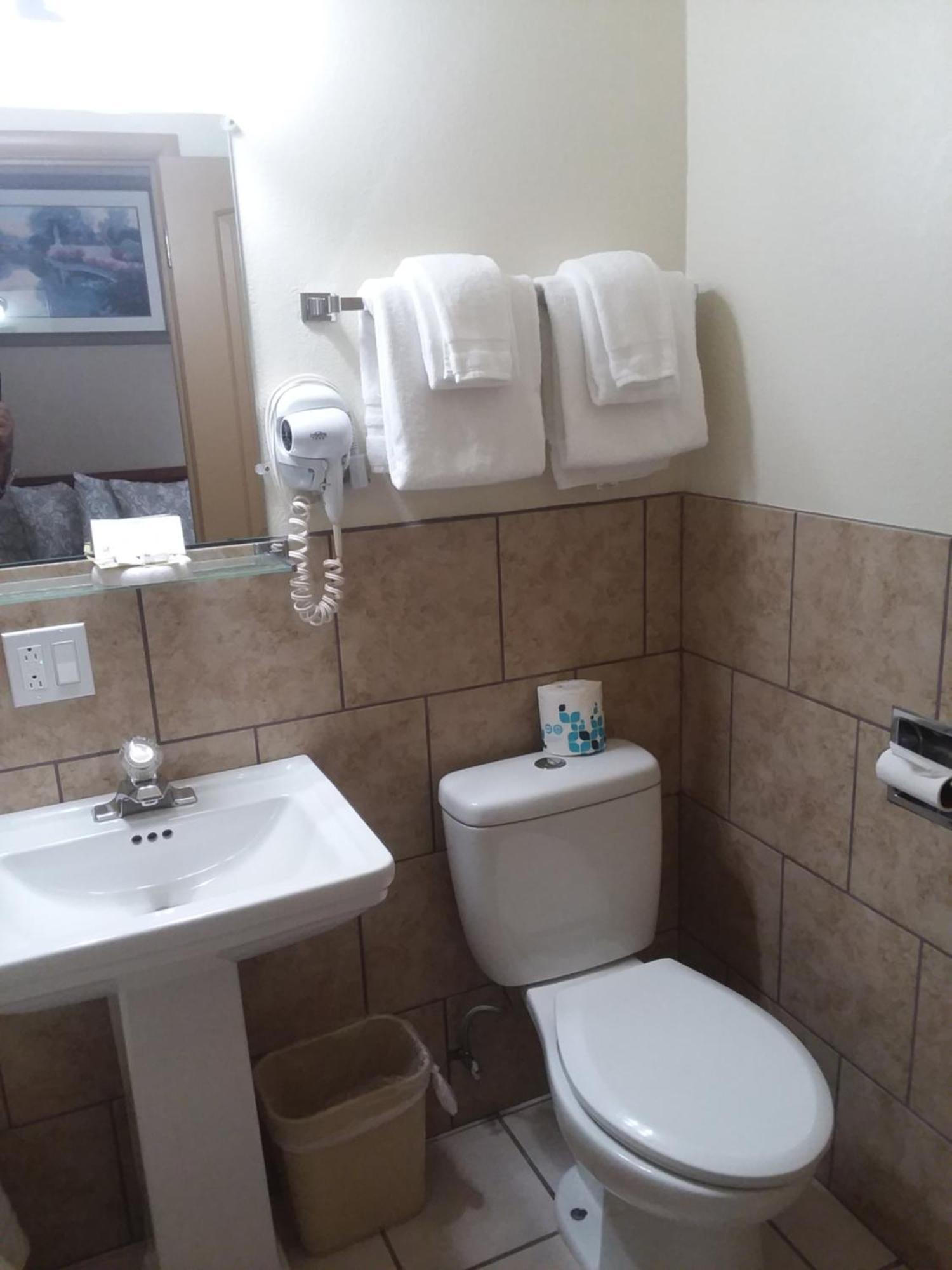 Travel Inn Motel Canon City Esterno foto